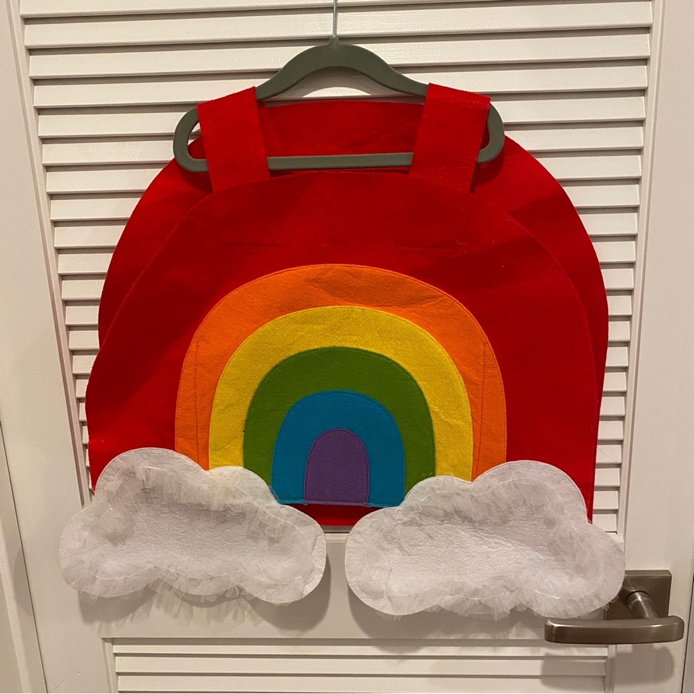 POTTERY BARN KIDS RAINBOW EMOJI COSTUME GIRLS SIZE 4-6